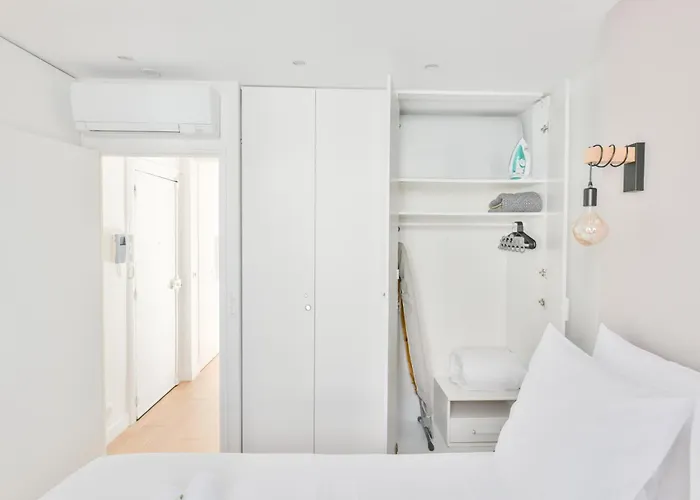 1 Bedroom With Ac *