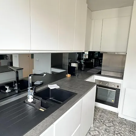 1 Bedroom With Ac 파리