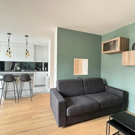 Апартаменты 1 Bedroom With Ac *