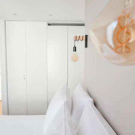 1 Bedroom With Ac Daire *