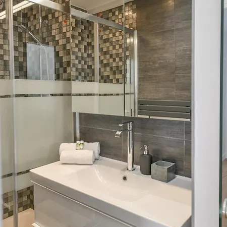 Appartement 1 Bedroom With Ac Parijs