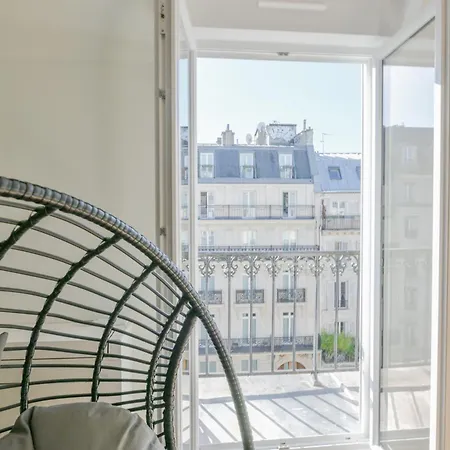 1 Bedroom With Ac Parijs