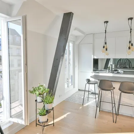 1 Bedroom With Ac Parijs