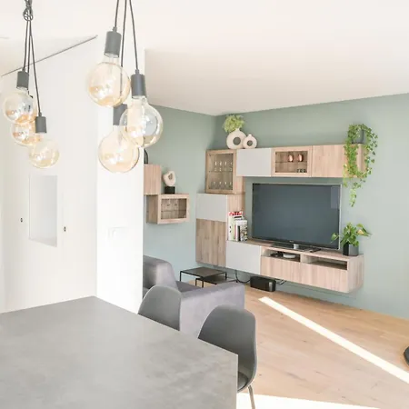 1 Bedroom With Ac * Parijs